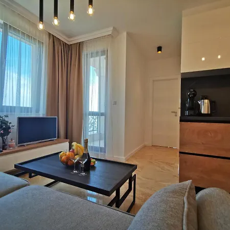 Onyx Private Apartment